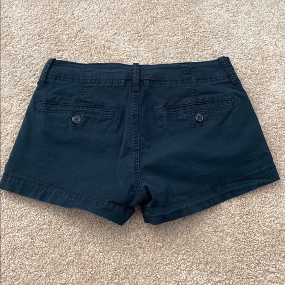 American Eagle Shorts - Picture 2 of 5